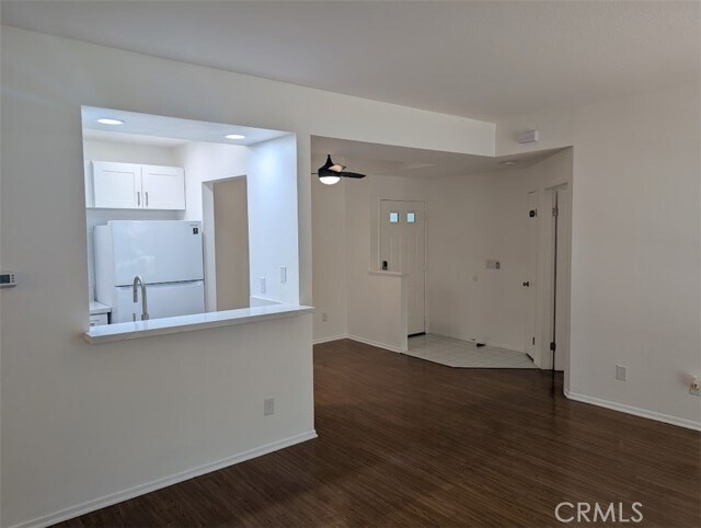 Building Photo - 24121 Del Monte Dr.
