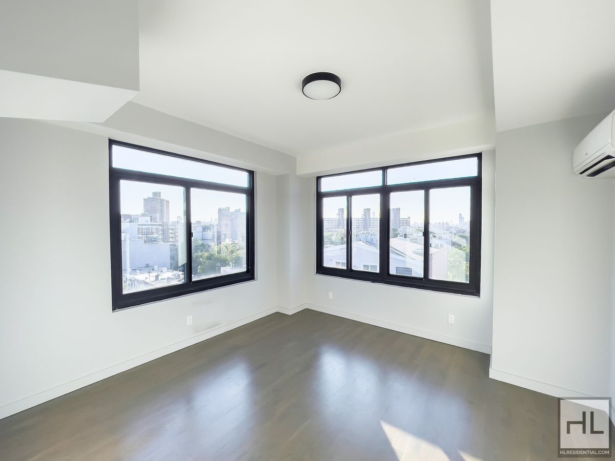 Building Photo - Bushwick Avenue / Spacious 2 Bed 1-Bath
