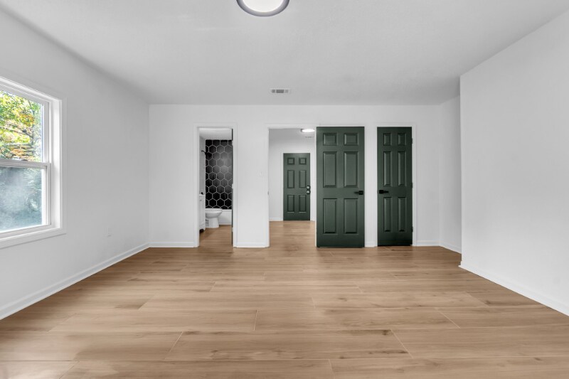 Building Photo - 3253 Kimball Ave