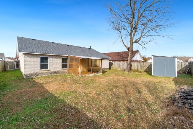 Building Photo - 2800 N 55th Cir