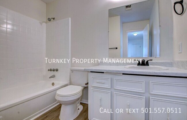 Building Photo - 1704 Garfield Ct