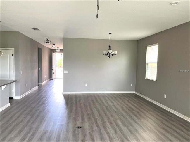 Building Photo - 10638 Laguna Plains Dr