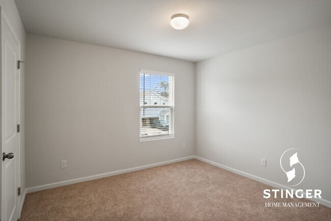 Building Photo - 1123 Salem Bay Dr