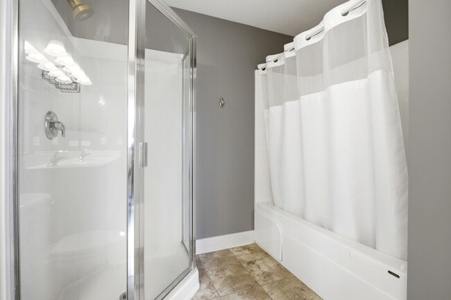 Building Photo - 15749 W Crobally Way