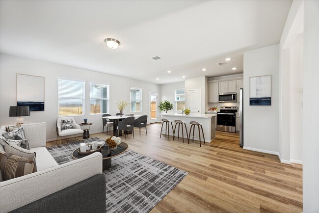 Building Photo - 103 Elm Br Trl