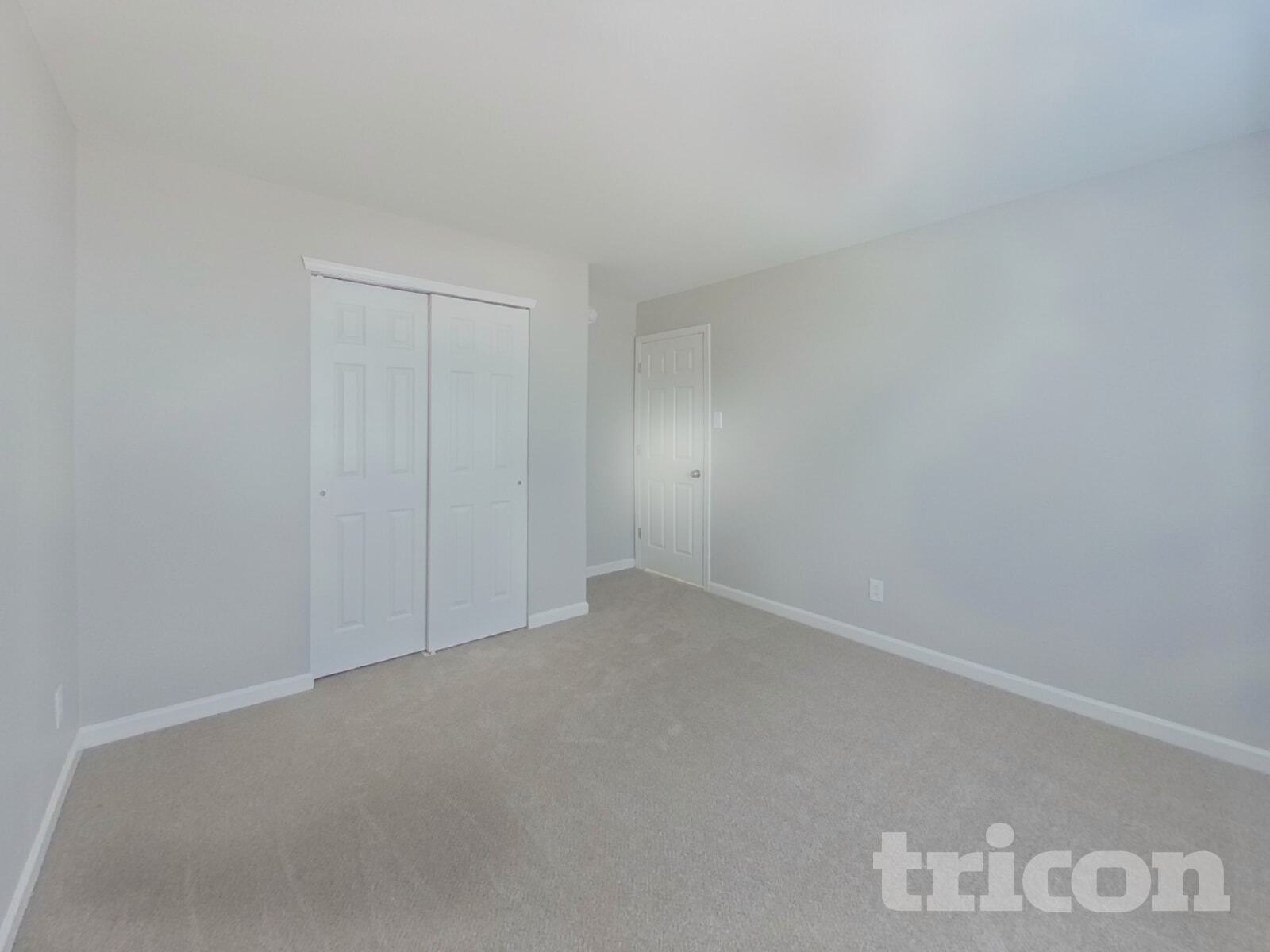 Building Photo - 1829 Oakdale Green Dr