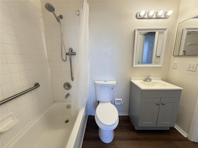 Building Photo - 12653 Longcrest Dr