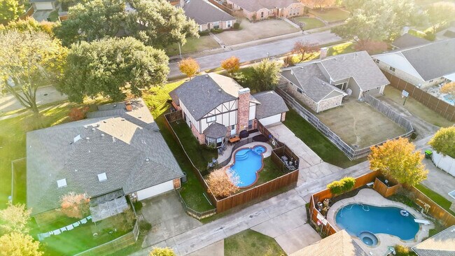 Building Photo - 3533 Arbuckle Dr