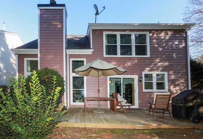 Building Photo - 9900 Barston Ct