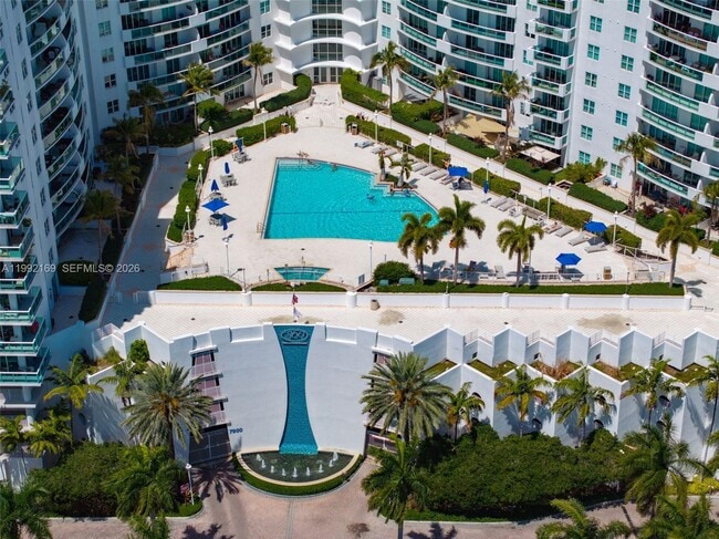 Building Photo - 7918 Harbor Island Dr