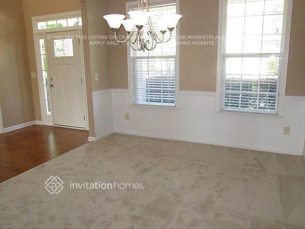 Building Photo - 6872 Grand Hickory Dr