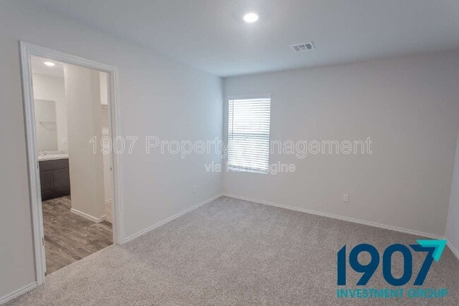 Building Photo - 1413 Lexi Dr