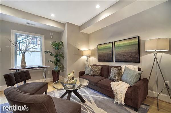 Building Photo - 2108 10th St NW