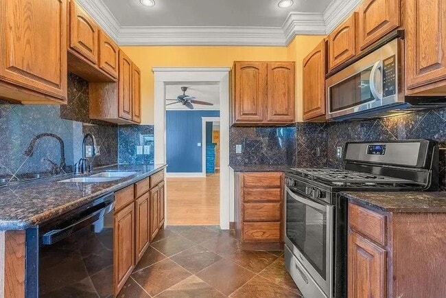 Building Photo - 1230 NW 28th St