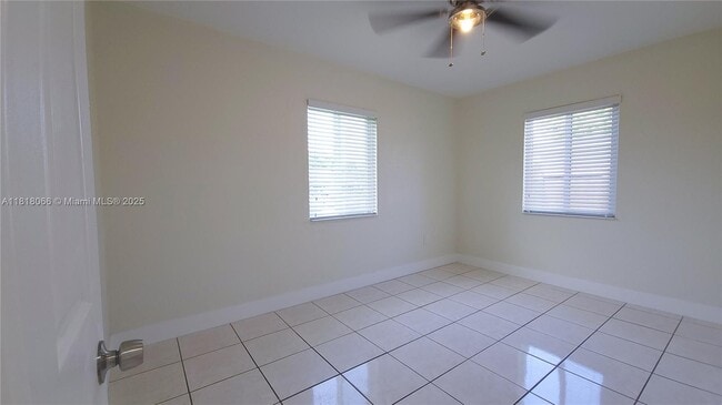 Building Photo - 7410 SW 37th St