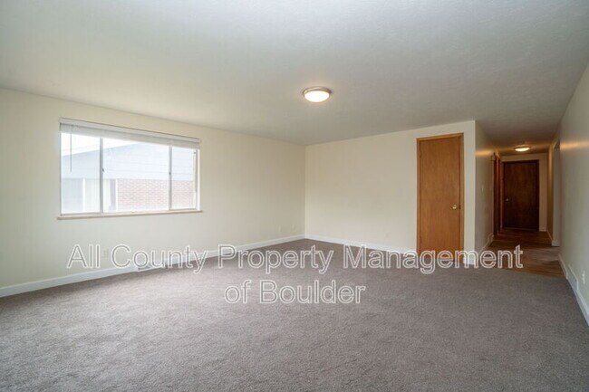 Building Photo - 1515 Stuart St