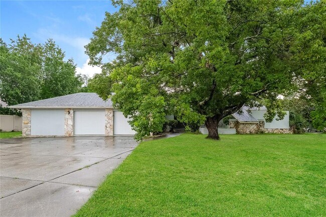 Primary Photo - 6084 Freeport Dr