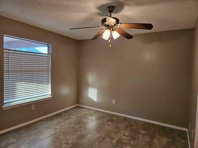 Building Photo - 12357 Tierra Inca Dr