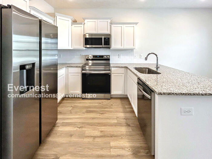 Building Photo - 227 Ansley Wy