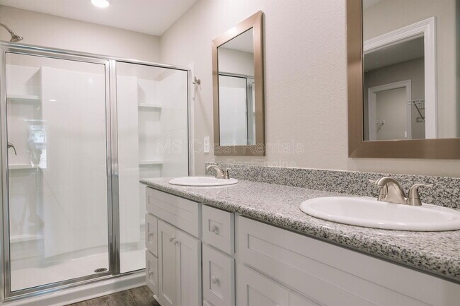 Building Photo - 126 Pointe Breeze Wy