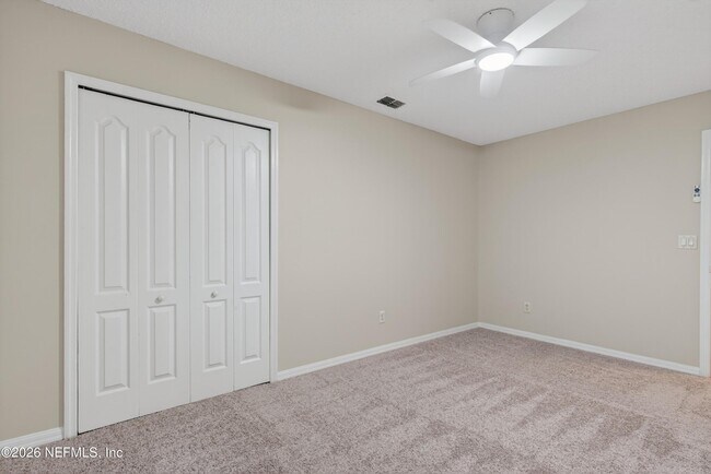 Building Photo - 1648 Glen Laurel Dr