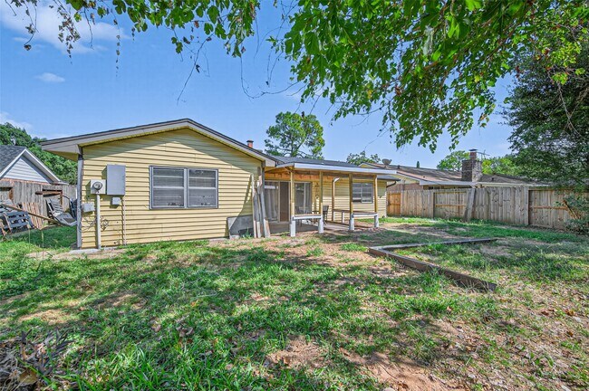 Building Photo - 8623 Riverside Walk Ln