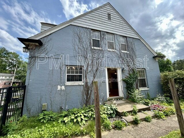 Building Photo - 5663 N Illinois St