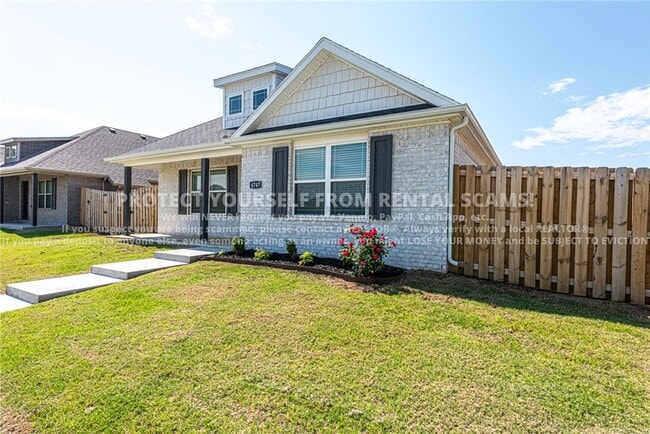 Building Photo - 4747 W Tofino Dr