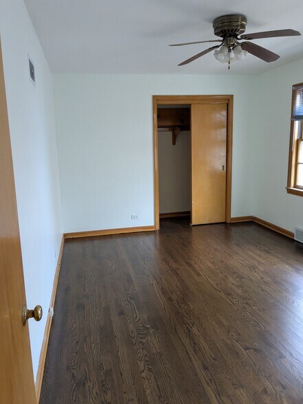 Building Photo - 2345 N Rutherford Ave