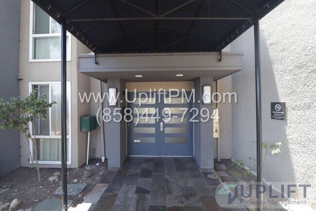 Building Photo - 4860 Rolando Ct