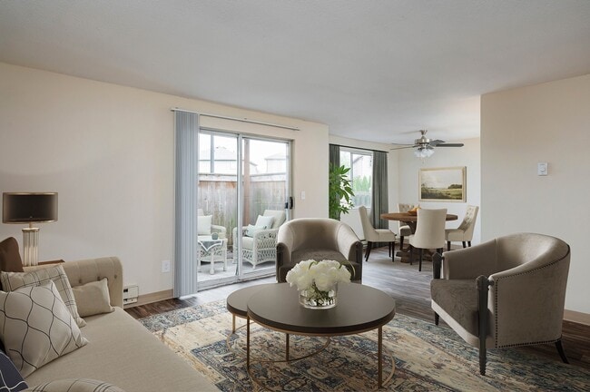 Building Photo - Amber Court Apartments