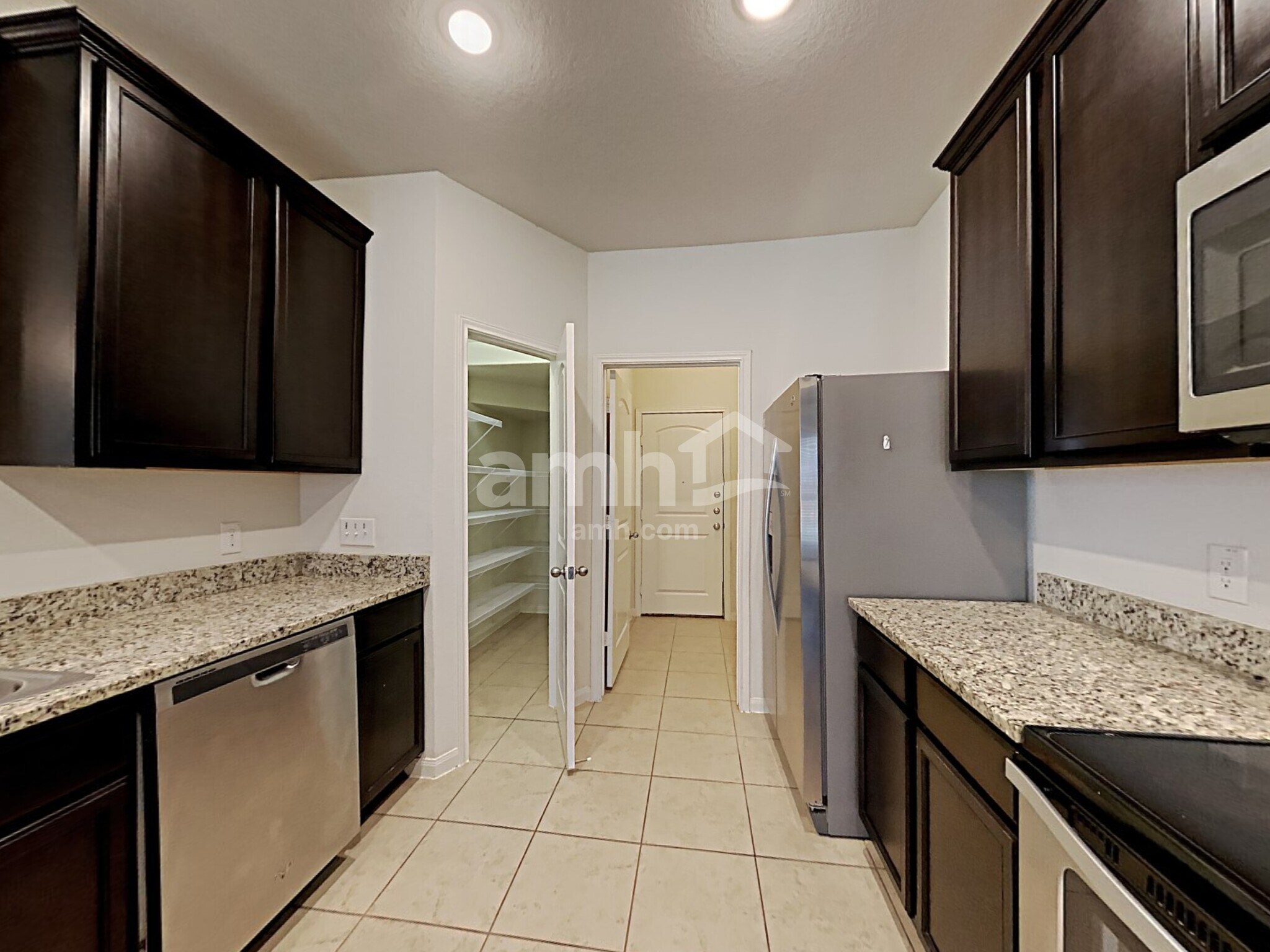 Building Photo - 7822 Creekshore Cove