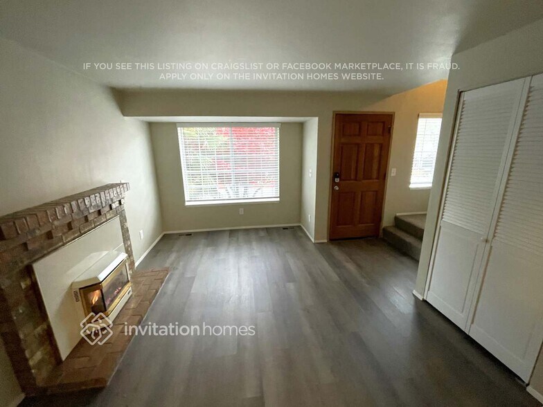 Building Photo - 22644 15th Ave S