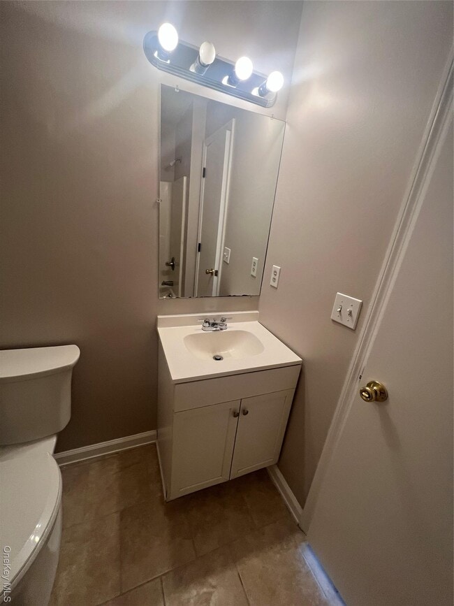 Building Photo - 47 Helene Rd