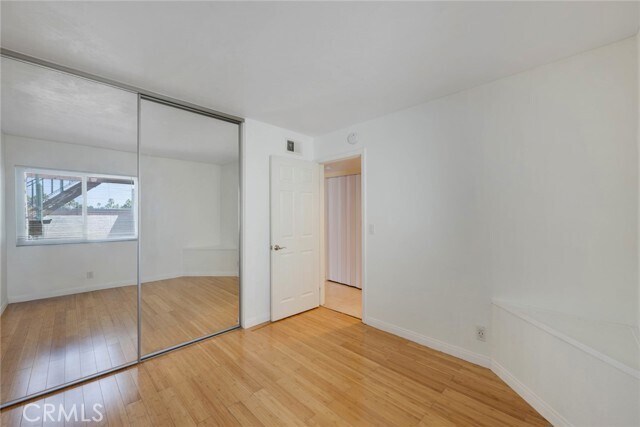 Building Photo - 986 S Citron St