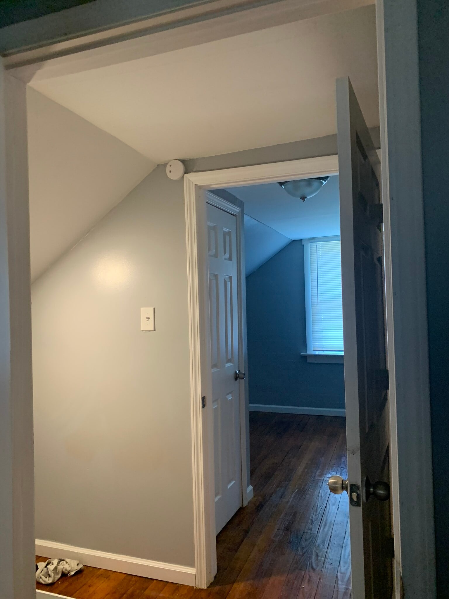 Building Photo - 5030 Genevieve Ave