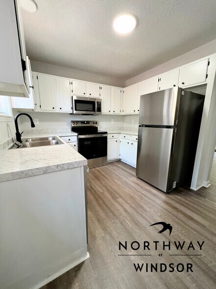 Building Photo - Northway at Windsor