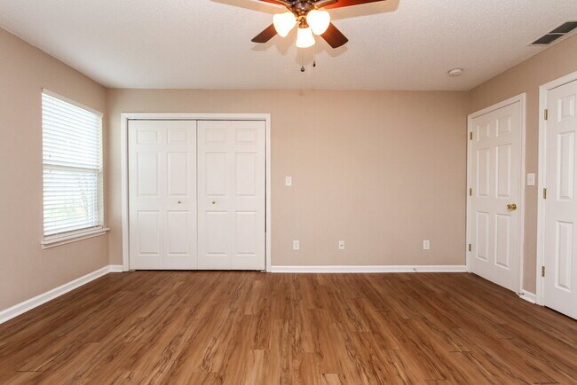 Building Photo - 19546 Prairie Crossing Dr