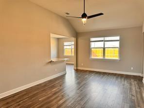 Building Photo - 910 Emerson Dr