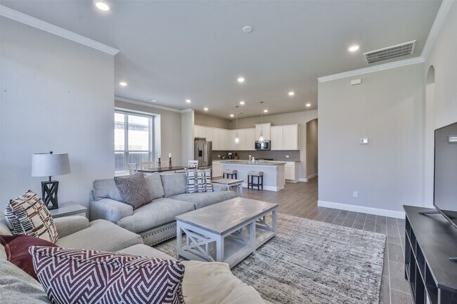 Building Photo - 17218 Olive Blossom Ct