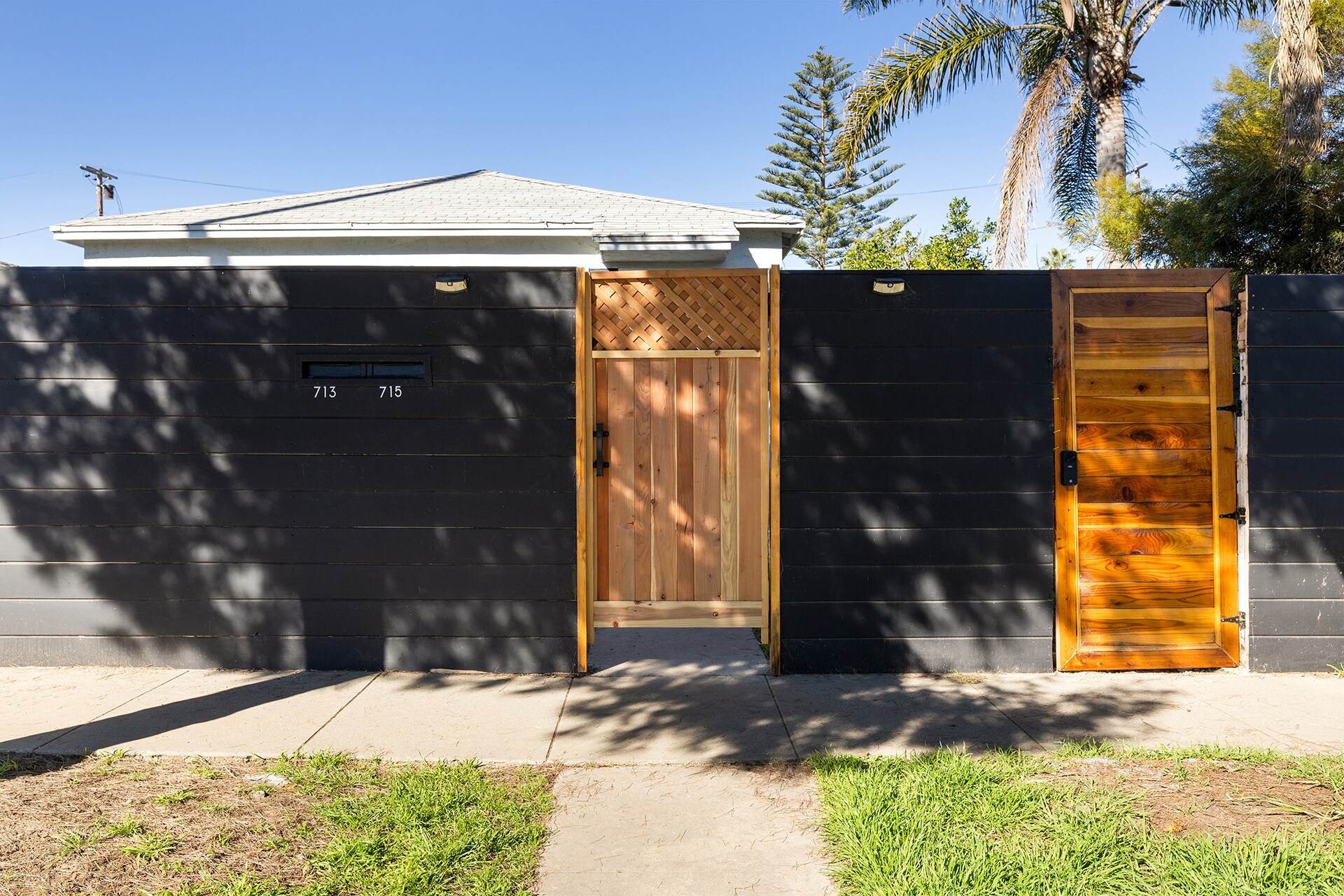 Building Photo - 715 Sunset Ave