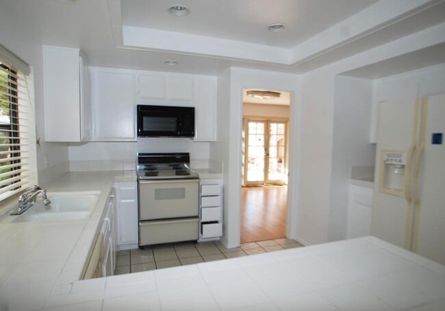 Building Photo - Coronado Cays Home with Ocean View
