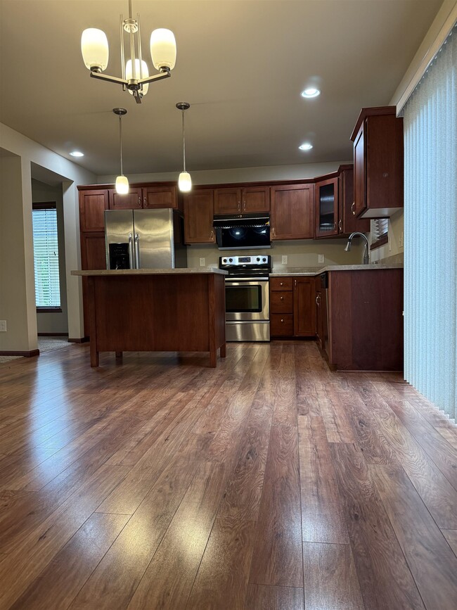 Building Photo - 8951 White Coral Way
