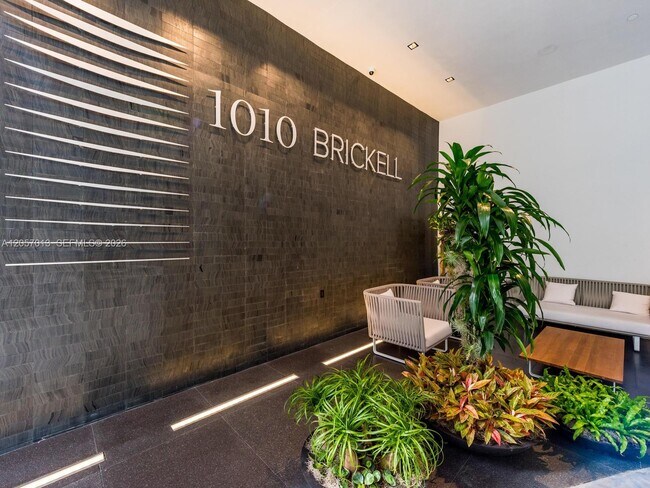 Building Photo - 1010 Brickell Ave