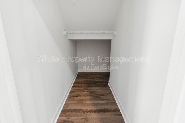 Building Photo - 4962 Durneigh Dr