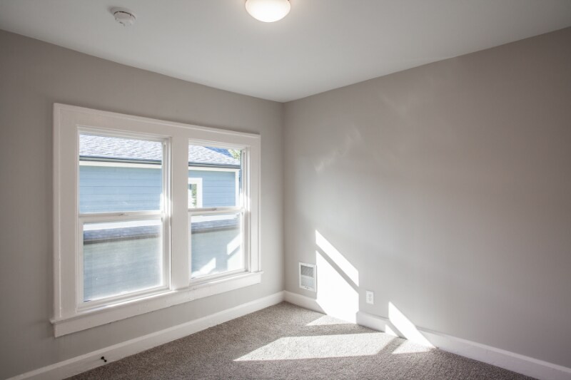 Building Photo - 3843 N Park Ave