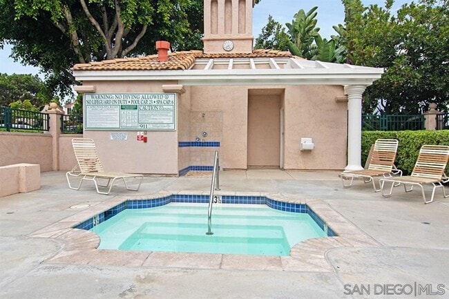 Building Photo - 7205 Calabria Ct