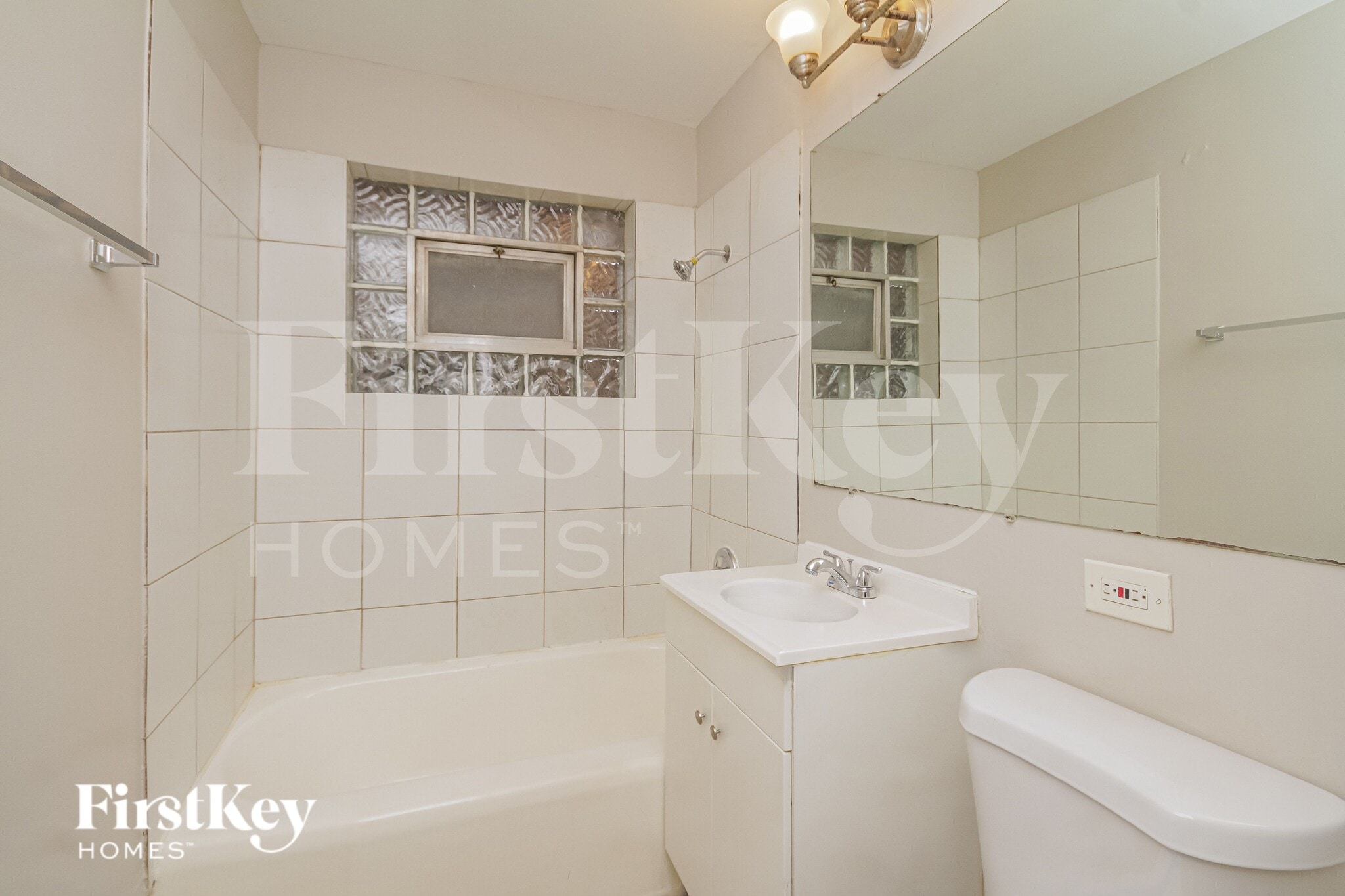 Building Photo - 6204 S Kildare Ave