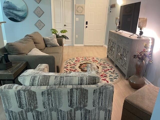 Building Photo - 200 Scotia Dr