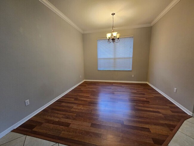 Building Photo - 9437 Leland Dr